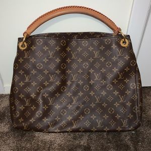 Louis Vuitton Artsy MM